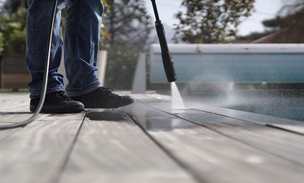 Professional-jet-washing-of-Decking-in-Cobham.jpg